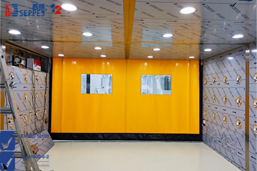 具有负压能力的拉链快速门，车间风淋室的好帮手