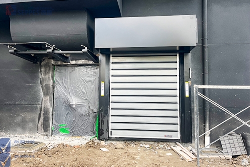 日化车间效率翻倍！揭秘西朗涡轮硬质快速门的3大核心科技