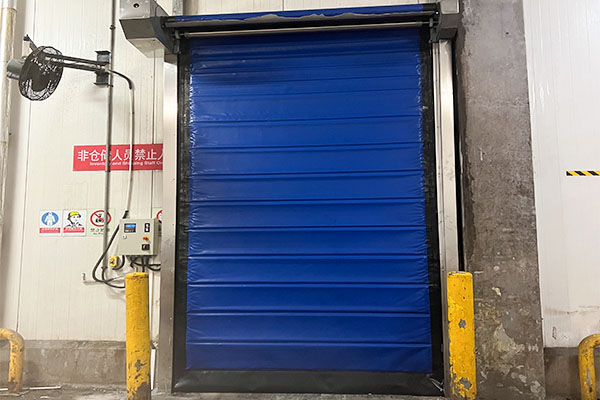 保温拉链快速门