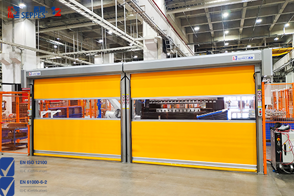 机器人工作间的防护型快速门