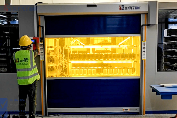 赛尔富电子灯具测试房安装快速门