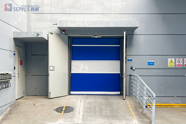 诺洁医疗复购安装西朗品牌快速门